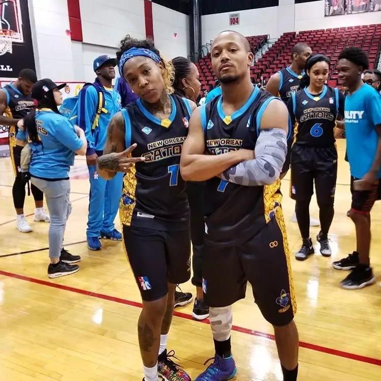 Wooter Custom V-Neck Basketball Jerseys - New Orlean - black and blue design