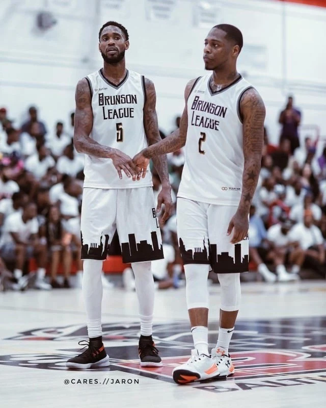 Wooter Custom V-Neck Basketball Jerseys - Burson League - black and white design