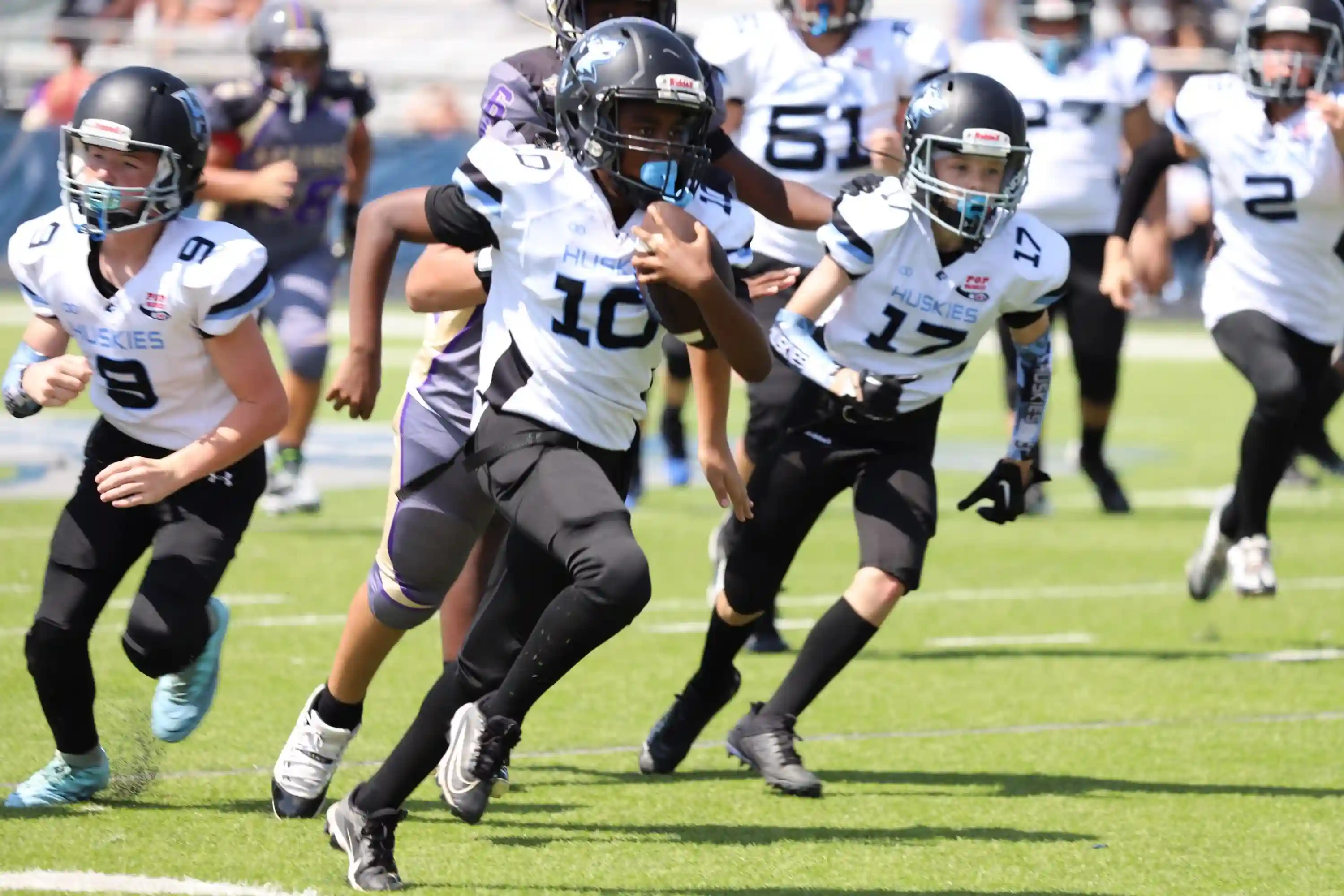 HUSKIES FOOTBALL HUSKIES FOOTBALL